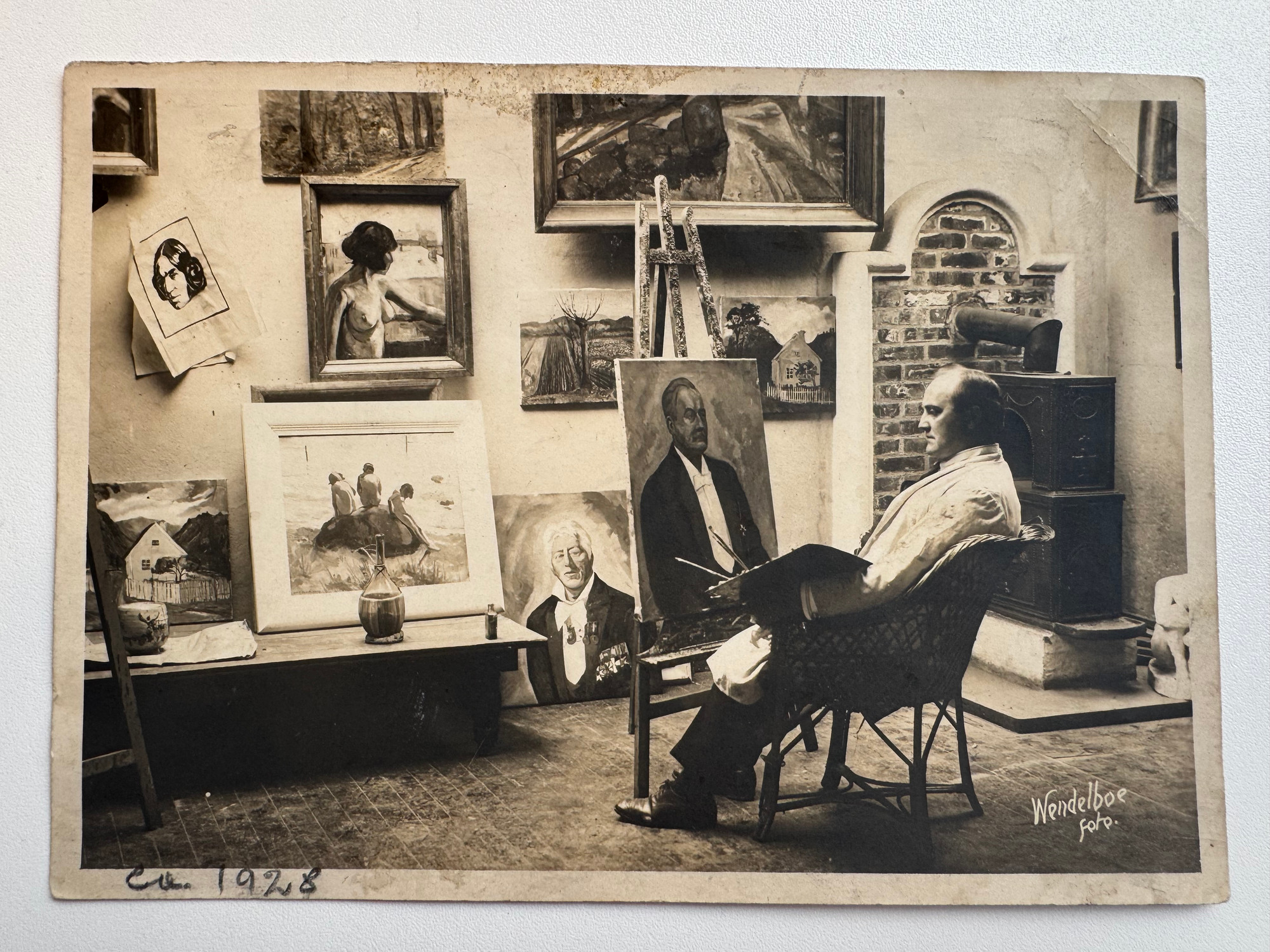 Ulrik Hendriksen in his studio. Photographer unknown, at the courtesy of The Relief Fund for Visual Artists.